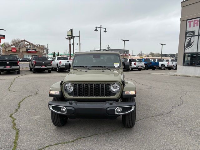 2025 Jeep Gladiator Sport S photo 2