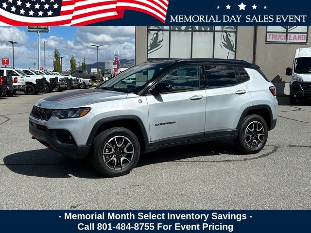 2025 Jeep Compass Trailhawk 4X4's photo
