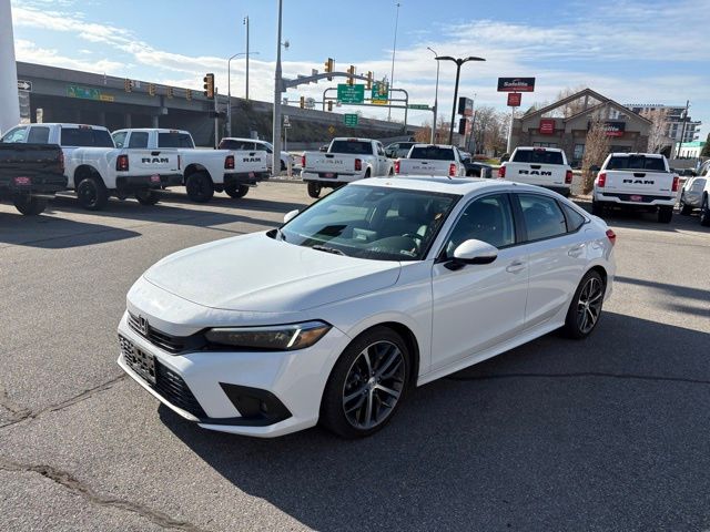 2022 Honda Civic Touring photo 3