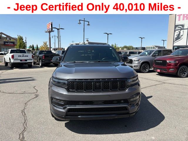 2023 Jeep Grand Wagoneer L III photo 2