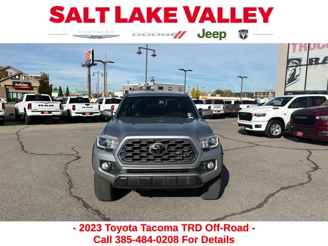 2023 Toyota Tacoma photo 2