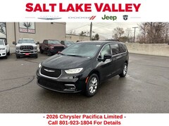 2026 Chrysler Pacifica LIMITED AWD Passenger Van