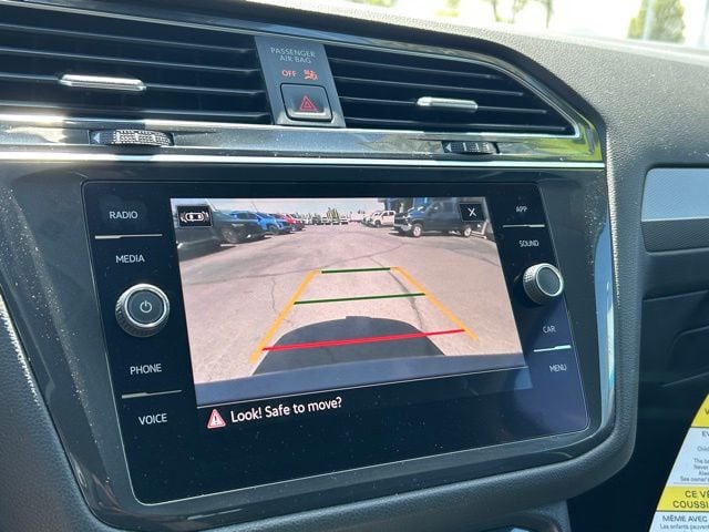 2022 Volkswagen Tiguan SE - Photo 23