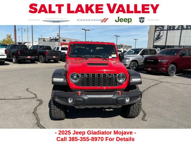 2025 Jeep Gladiator Mojave photo 2