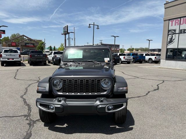 2025 Jeep Gladiator Sport S photo 2