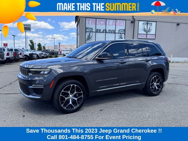 2023 Jeep Grand Cherokee Summit Reserve 4xe 4x4's photo