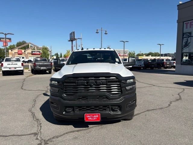 2025 Ram 3500 Tradesman photo 2
