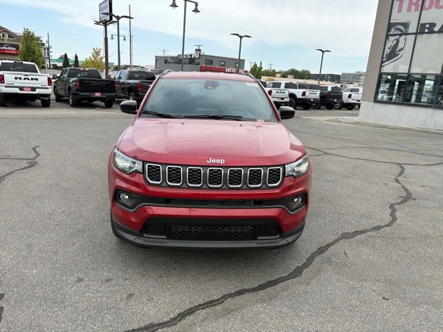 2025 Jeep Compass Latitude photo 2