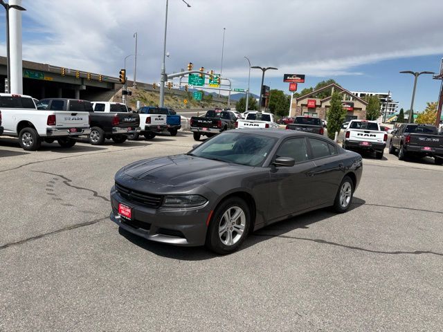 2021 Dodge Charger SXT photo 2