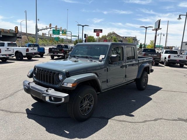 2025 Jeep Gladiator Sport S photo 2