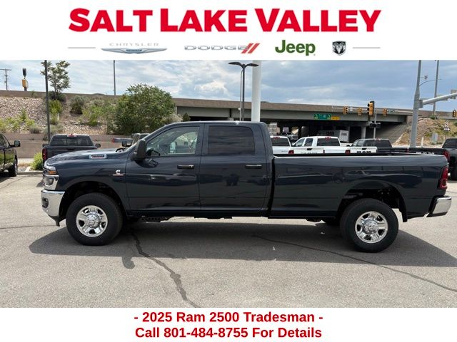 2025 Ram 2500 Tradesman photo 3