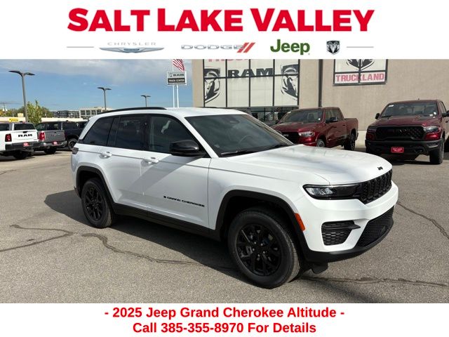2025 Jeep Grand Cherokee Altitude's photo