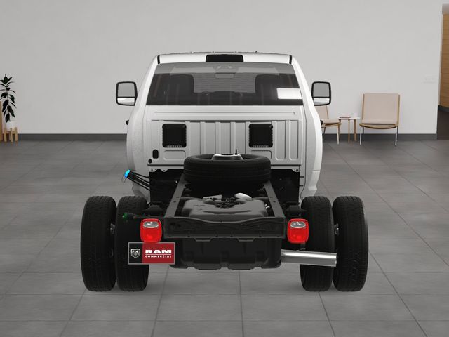 2025 RAM 3500 Chassis Tradesman - Photo 10