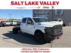 2025 Ram 3500 Chassis Cab 3500 TRADESMAN CREW CAB CHASSIS 4X4 60' CA Pickup