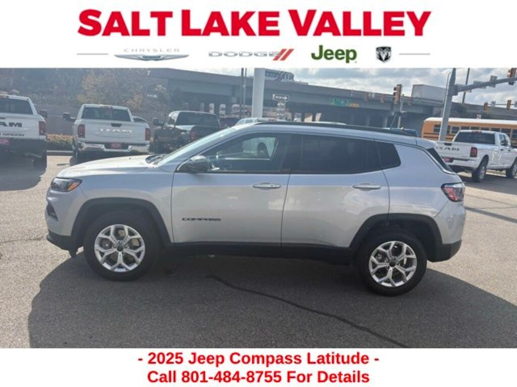 Used 2025 Jeep Compass Latitude SUV