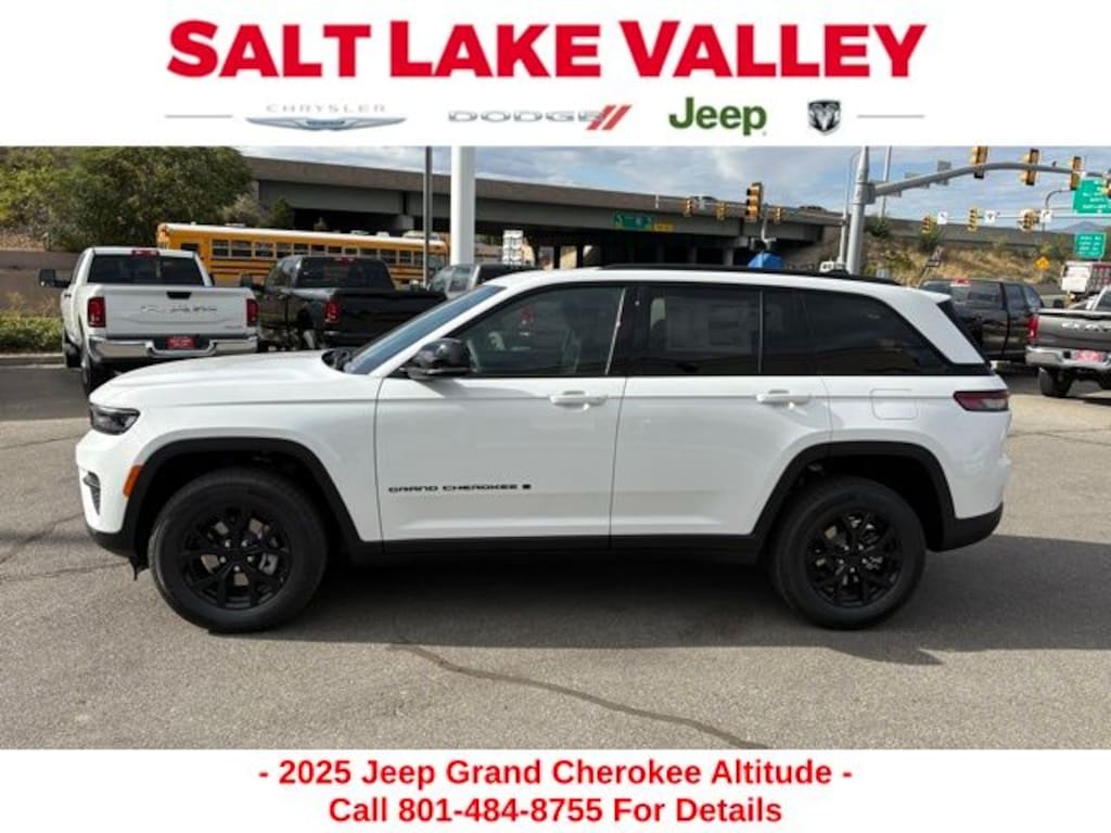New 2025 Jeep Grand Cherokee ALTITUDE 4X4 Sport Utility