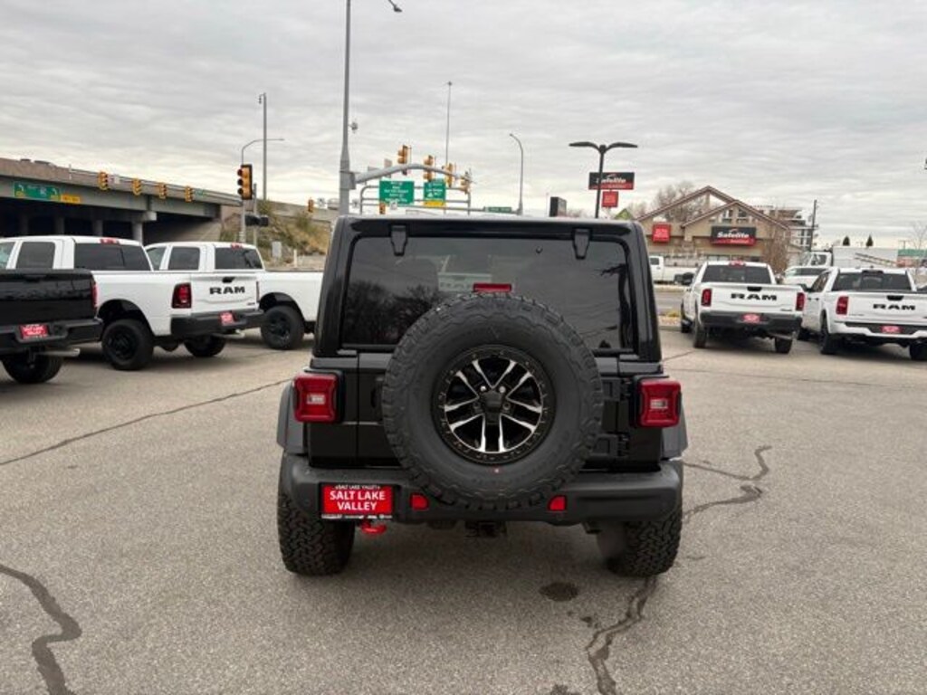 New 2026 Jeep Wrangler 4-DOOR RUBICON X Sport Utility