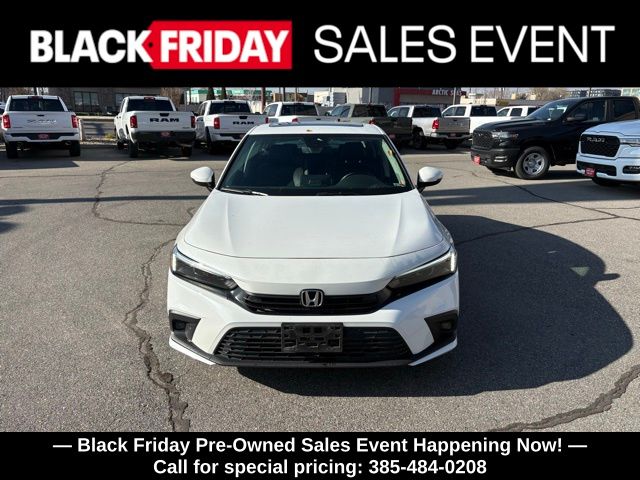 2022 Honda Civic Touring photo 2