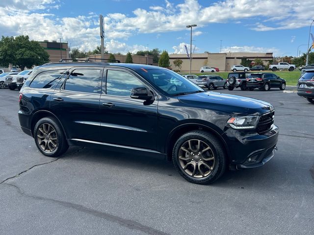 2017 Dodge Durango R/T photo 3