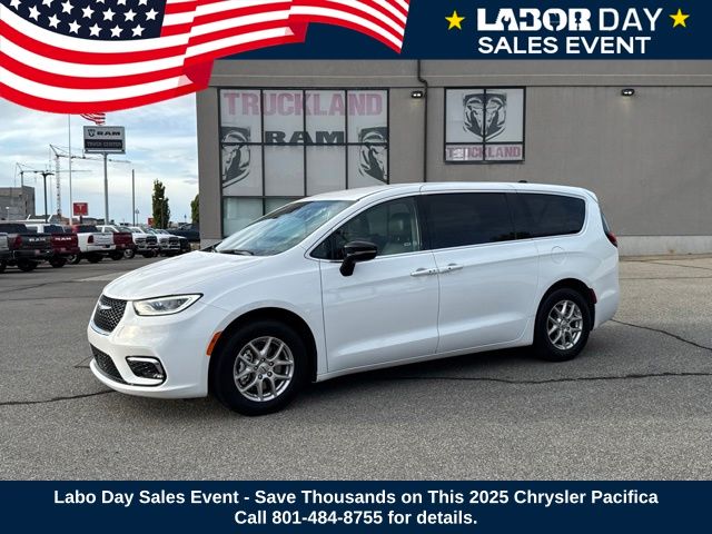 2025 Chrysler Pacifica