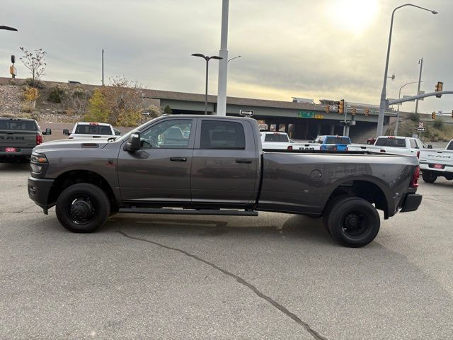 2026 Ram 3500 Tradesman photo 4
