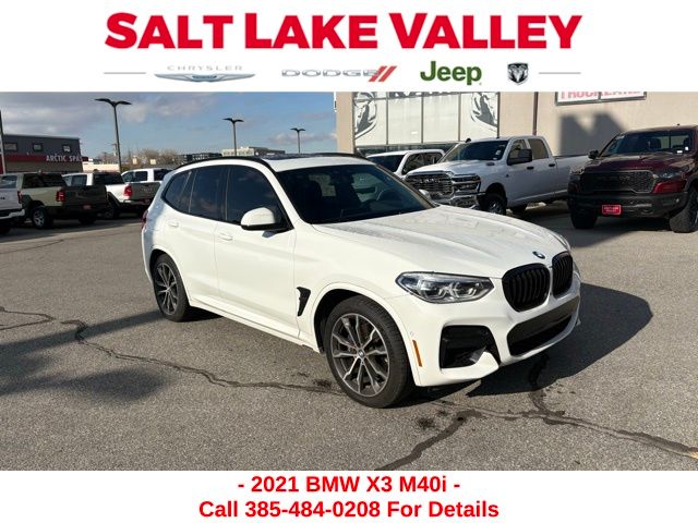 2021 BMW X3 40i's photo