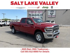 2025 Ram 3500 TRADESMAN CREW CAB 4X4 8' BOX Pickup
