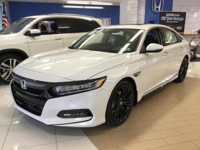 New 2018 Honda Accord Touring 2 0t Sedan In Platinum White Pearl
