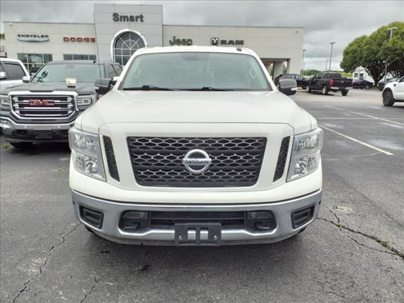 Used 2019 Nissan Titan SV with VIN 1N6AA1E56KN531167 for sale in Little Rock