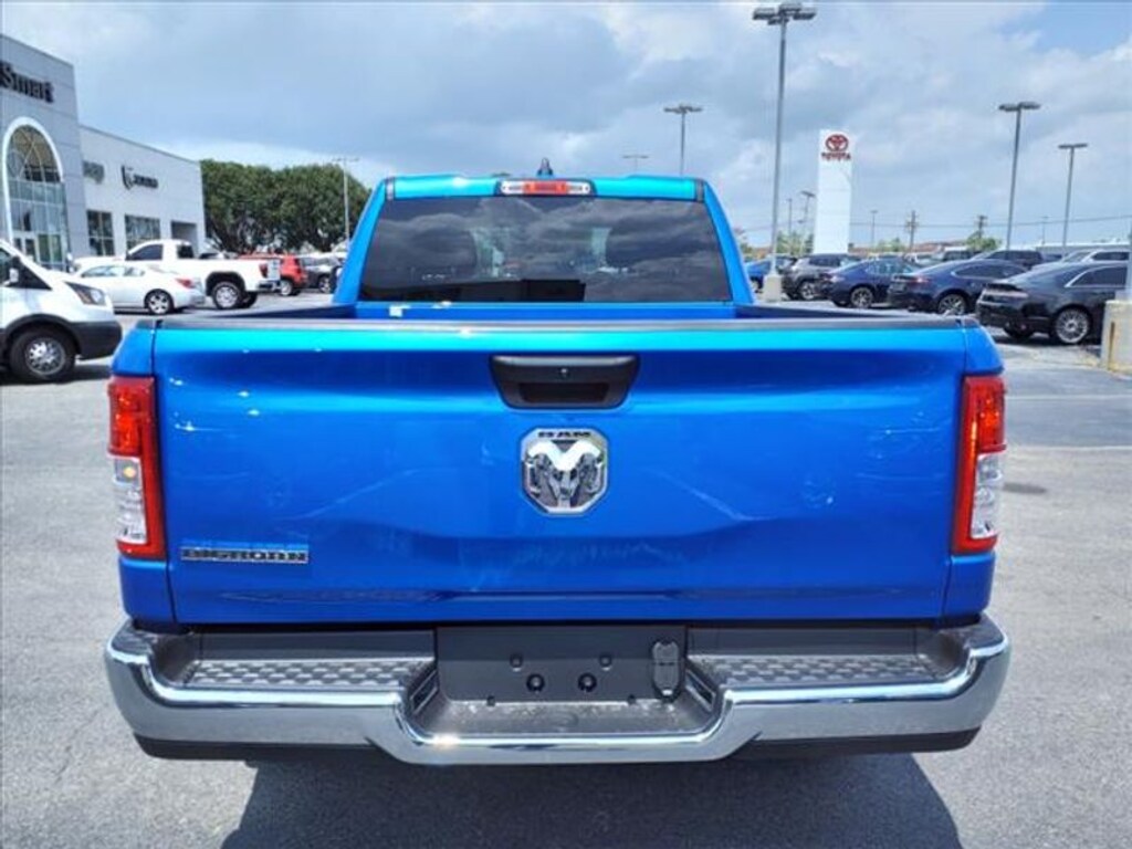 New 2023 Ram 1500 BIG HORN QUAD CAB 4X2 6'4 BOX For Sale Pine Bluff AR