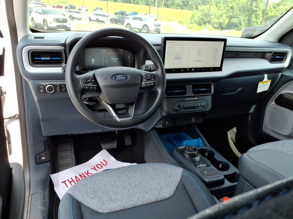 2026 Ford Maverick XLT - Photo 11