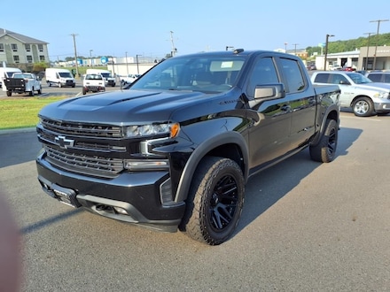 2021 Chevrolet Silverado RST CREW CAB SHORT BED TRUCK