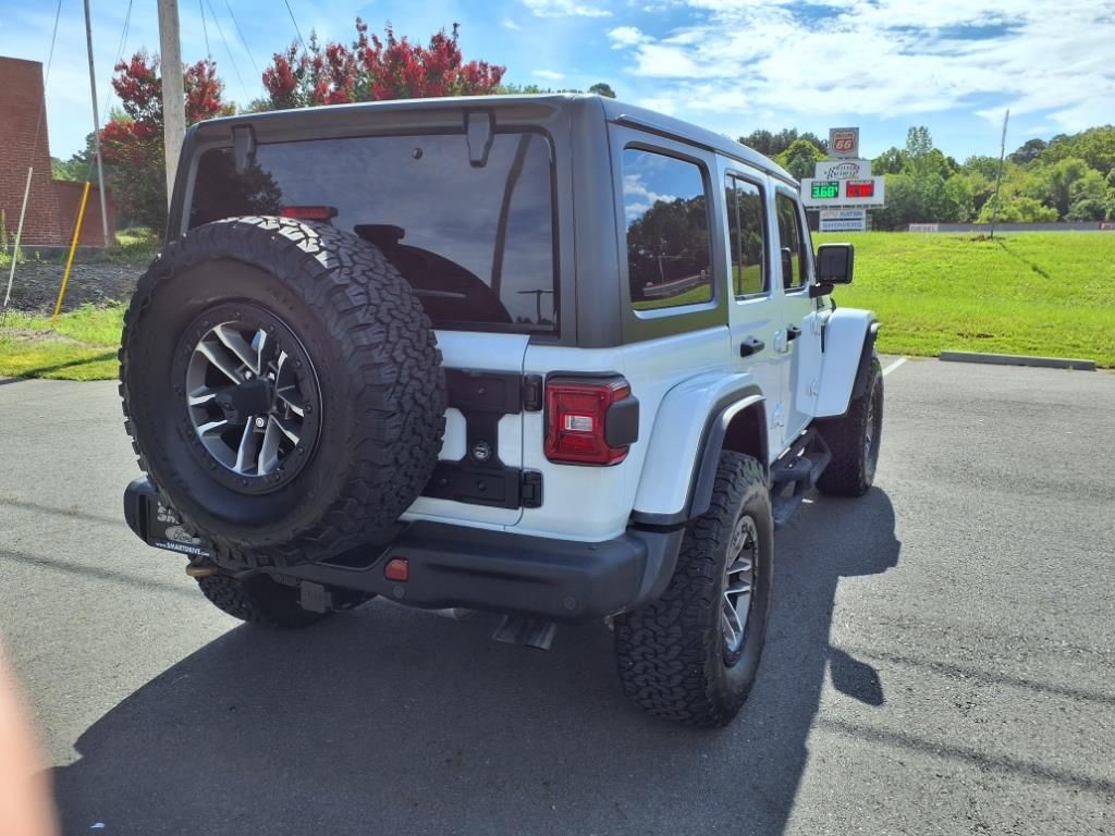 2024 Jeep Wrangler Rubicon 392 photo 4