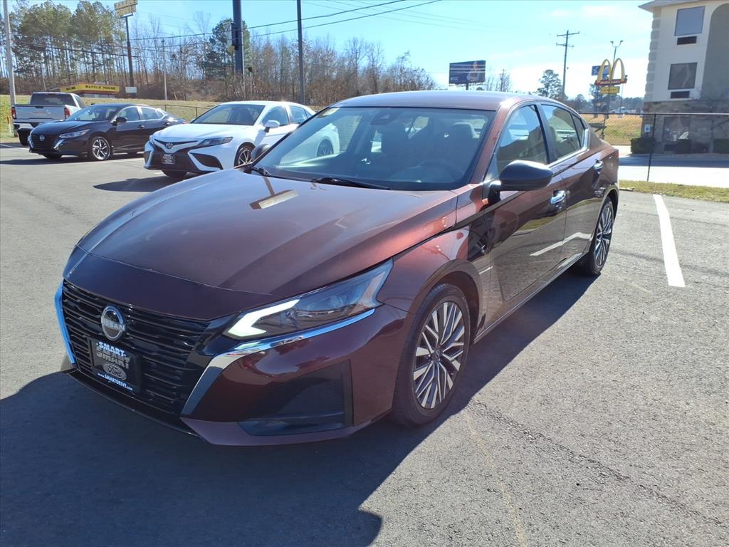 2024 Nissan Altima SV