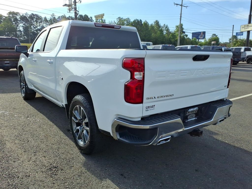 Used 2025 Chevrolet Silverado 1500 LT with VIN 2GCUKDED3S1127377 for sale in Little Rock