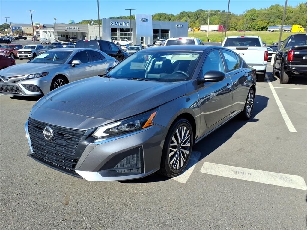 Certified 2024 Nissan Altima 2.5 SV SEDAN