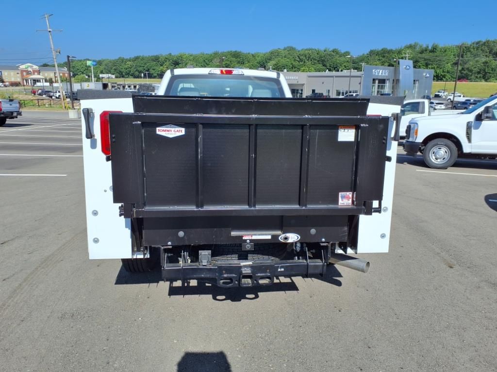 2023 Ford F-250 XL photo 3