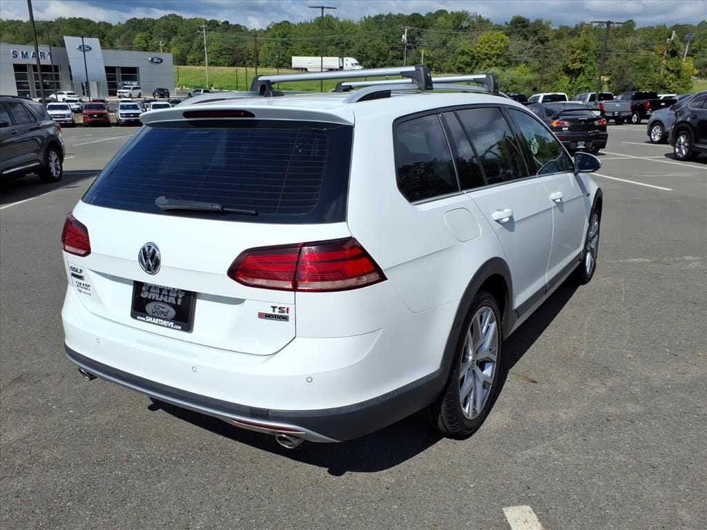 Certified 2018 Volkswagen Golf Alltrack TSI SEL HATCHBACK