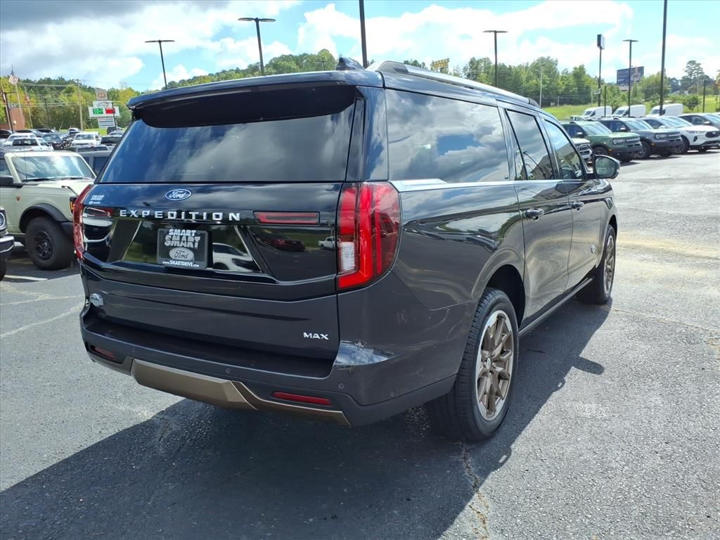 2025 Ford Expedition MAX King Ranch photo 3