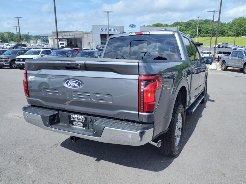 2025 Ford F-150 XLT photo 3