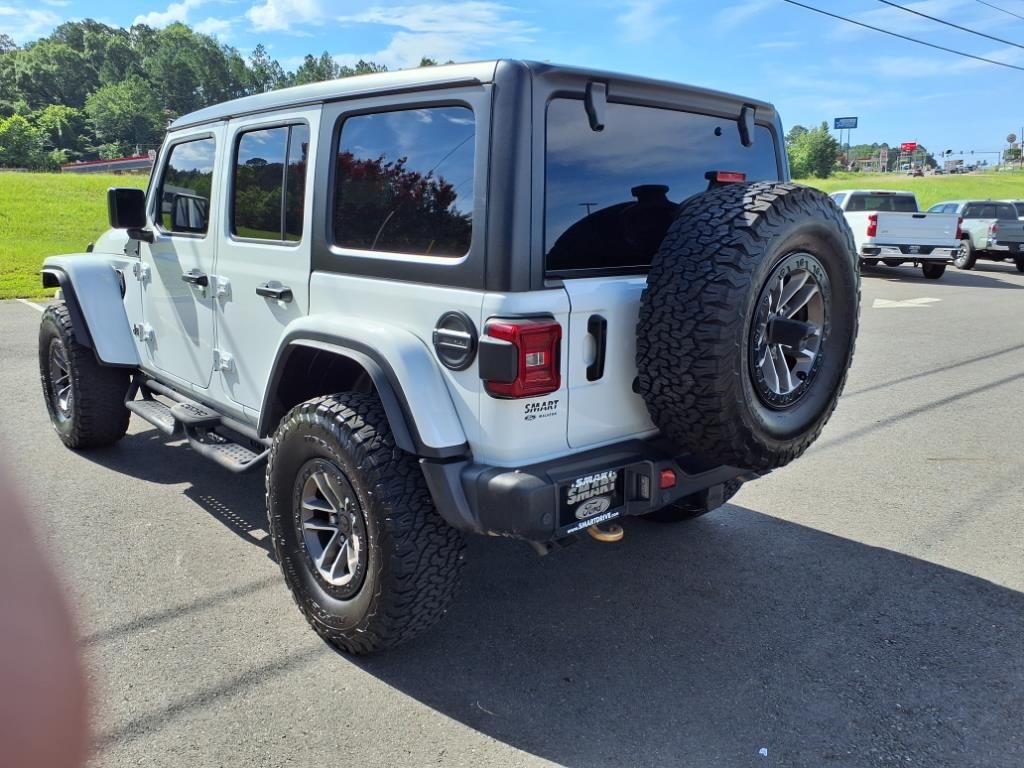2024 Jeep Wrangler Rubicon 392 photo 2