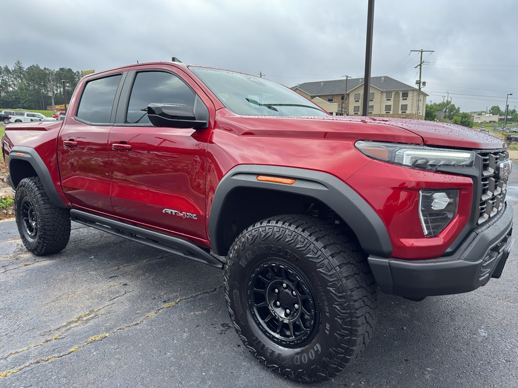 2024 GMC Canyon 4WD AT4X Crew Cab Short Box's photo