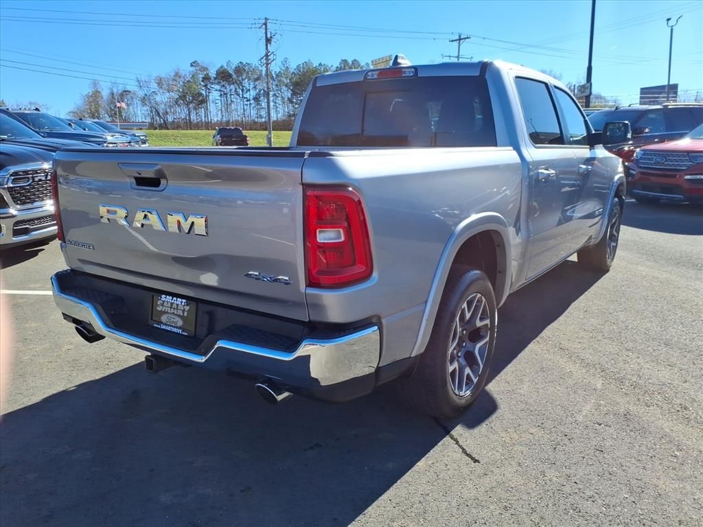 2025 Ram 1500 Laramie photo 4