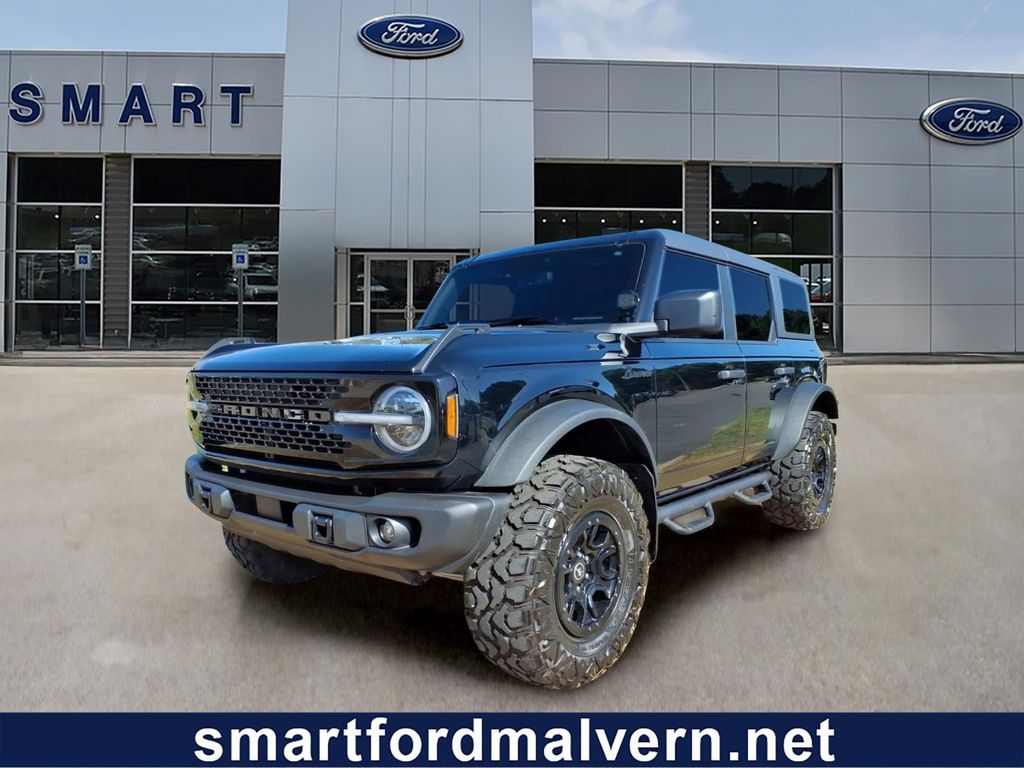 2023 Ford Bronco SUV 