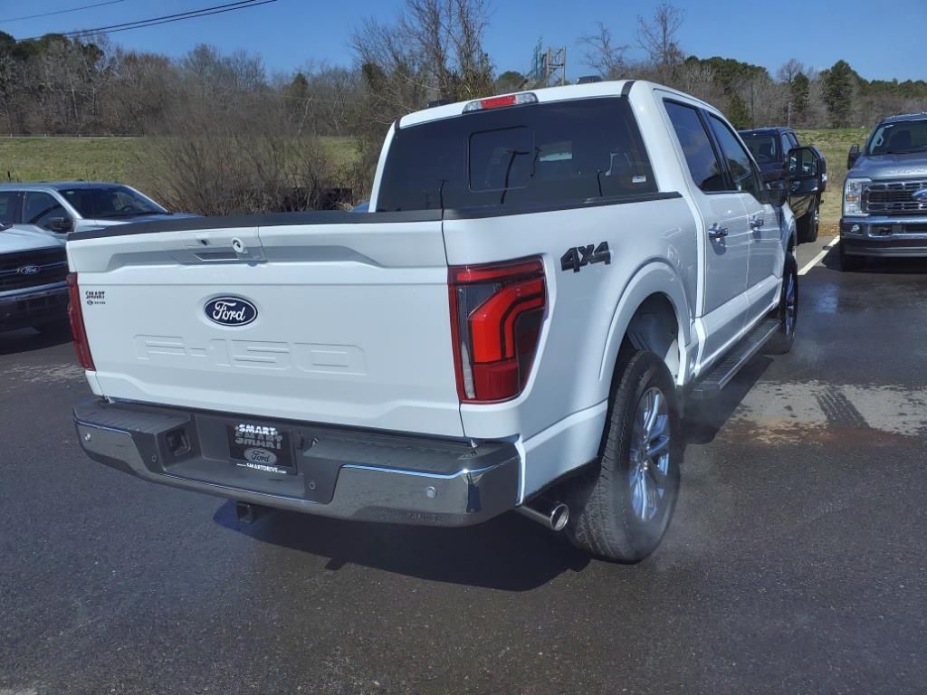 2025 Ford F-150 Lariat photo 3