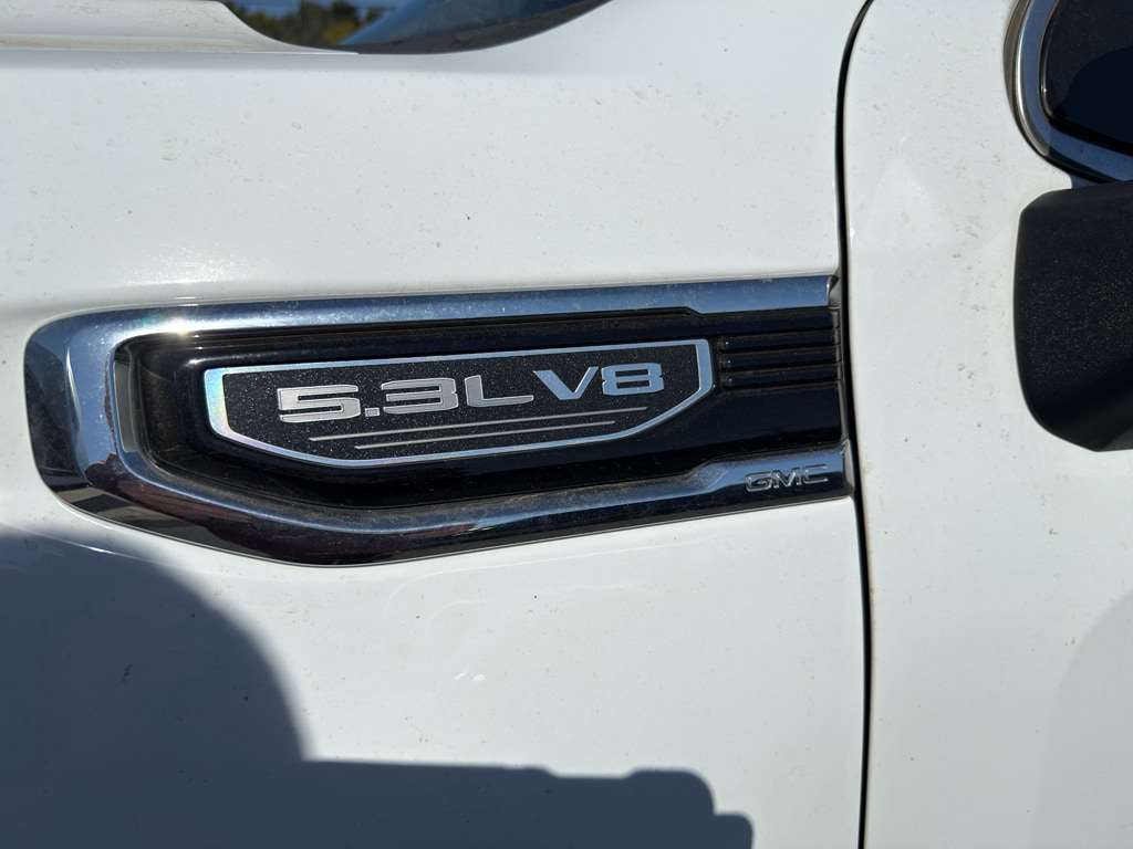 Used 2024 GMC Sierra 1500 SLT with VIN 3GTUUDED7RG438113 for sale in Little Rock