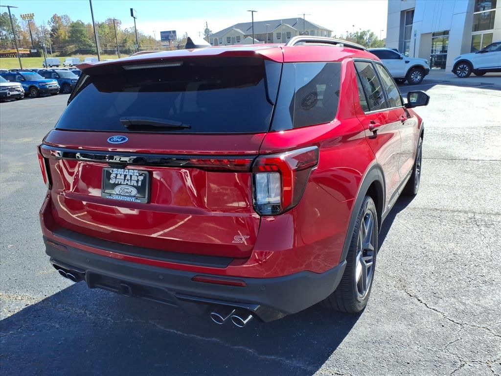 2026 Ford Explorer ST photo 3