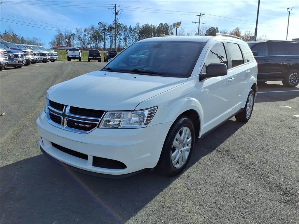 2020 Dodge Journey SE's photo