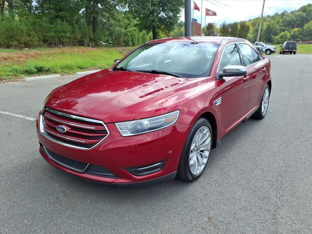 2016 Ford Taurus