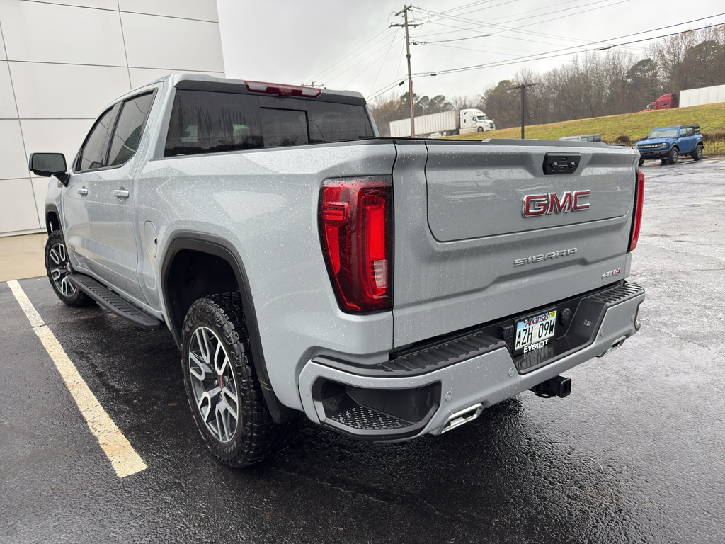 Used 2024 GMC Sierra 1500 AT4 with VIN 1GTUUEE89RZ394012 for sale in Little Rock